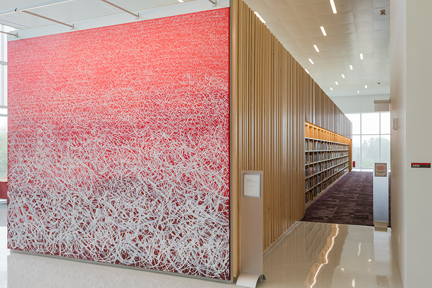 Jos&eacute; Parl&aacute;'s 'Nature of Language'