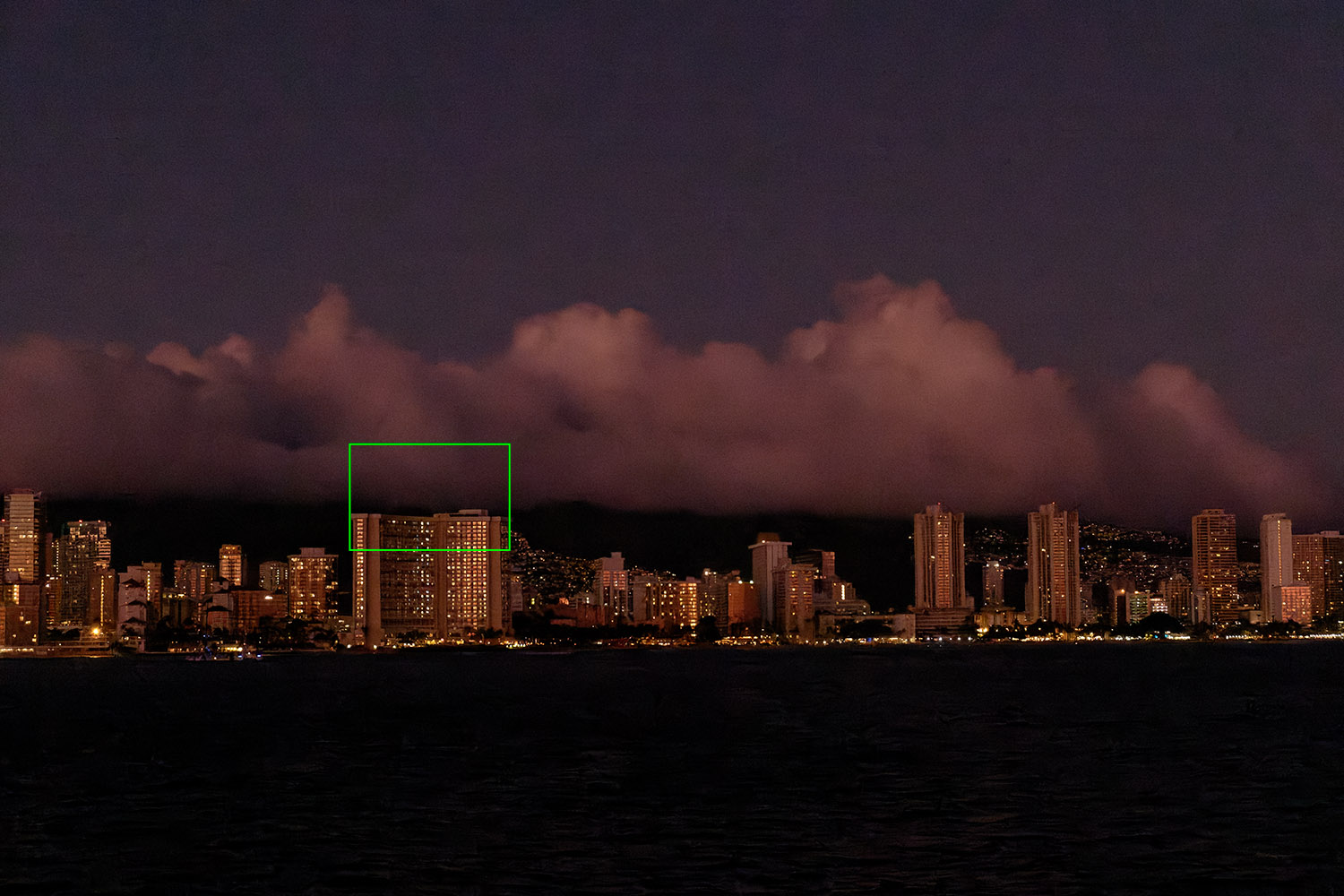 Skyline, Honolulu, October 2021, ISO 51200 &ndash; 1/105 &ndash; &fnof;/7.1 &ndash; 59mm &ndash; Exp. -&frac23;. (Click to download the raw file)