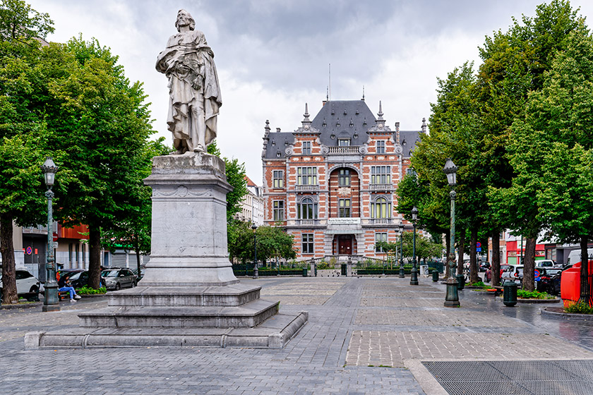 Fran&ccedil;ois Anneessens Square and monument