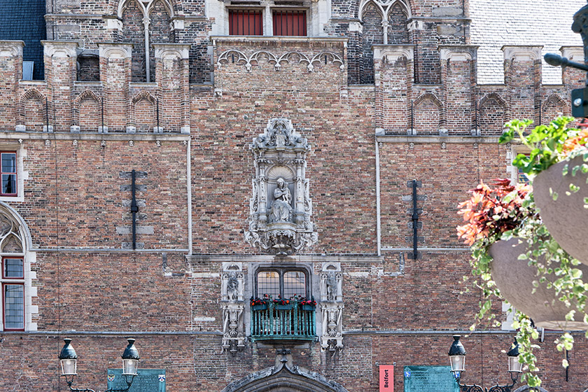 Detail of the belfry fa&ccedil;ade