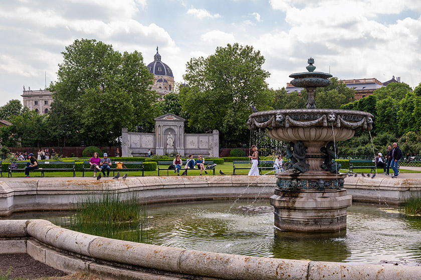 Volksgarten Fountain and Franz Grillparzer Monument